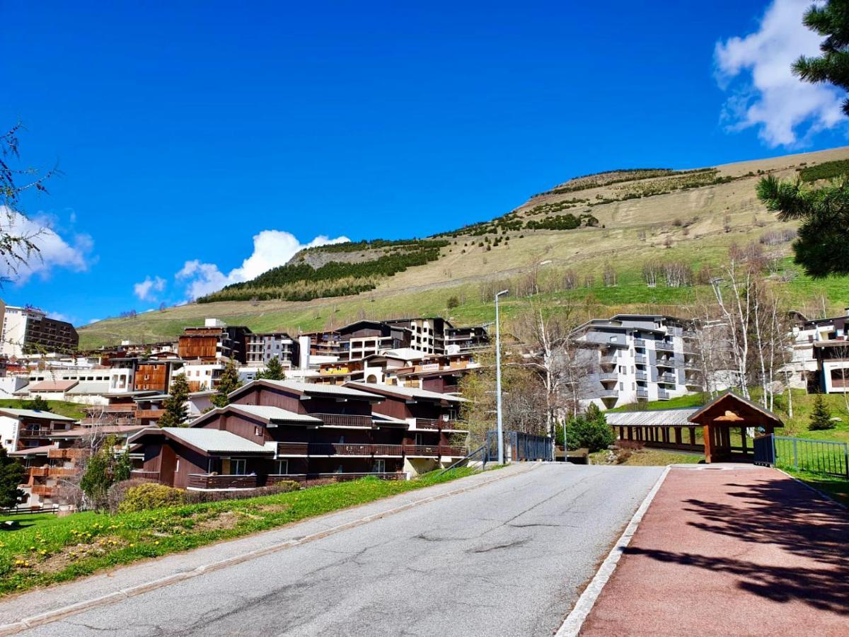 Appartement Cosy 4 Personnes - Charme Et Confort Au Pied Des Pistes Ле дез Альп Экстерьер фото